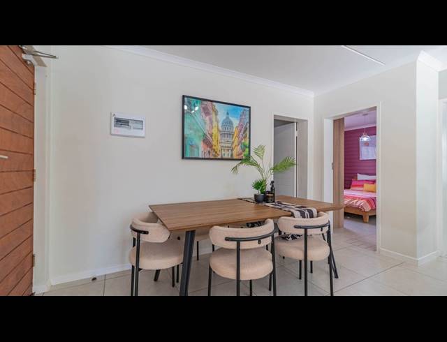 3 BEDROOM APARTMENT FOR SALE IN LONGLAKE